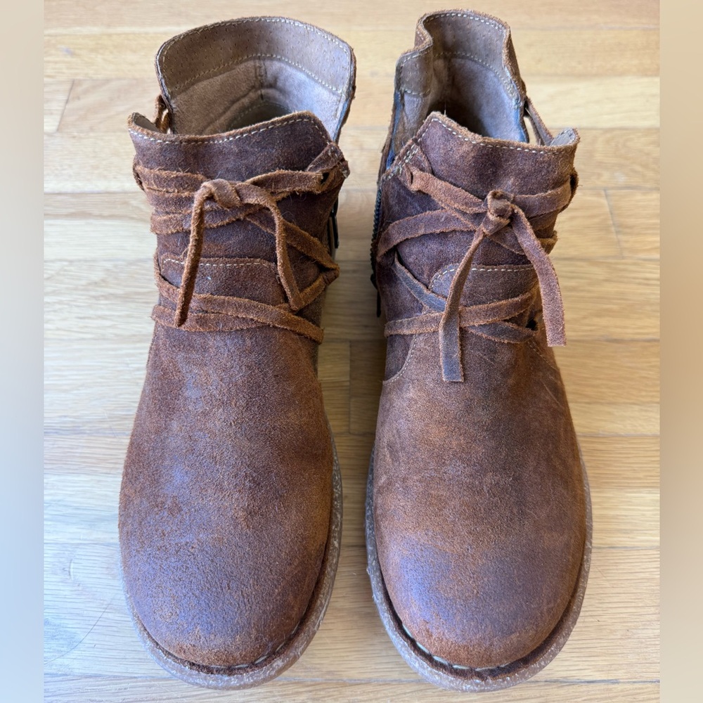 Born Tarkiln Leather Ankle Boots